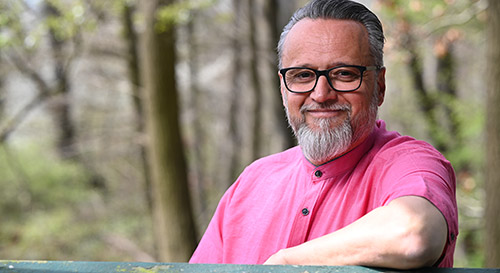 Uwe Schmitz | Freier Trauredner, Trauerredner und Redner auf Kinderwillkommensfesten und Jubiläumshochzeiten in Bonn, Köln und NRW